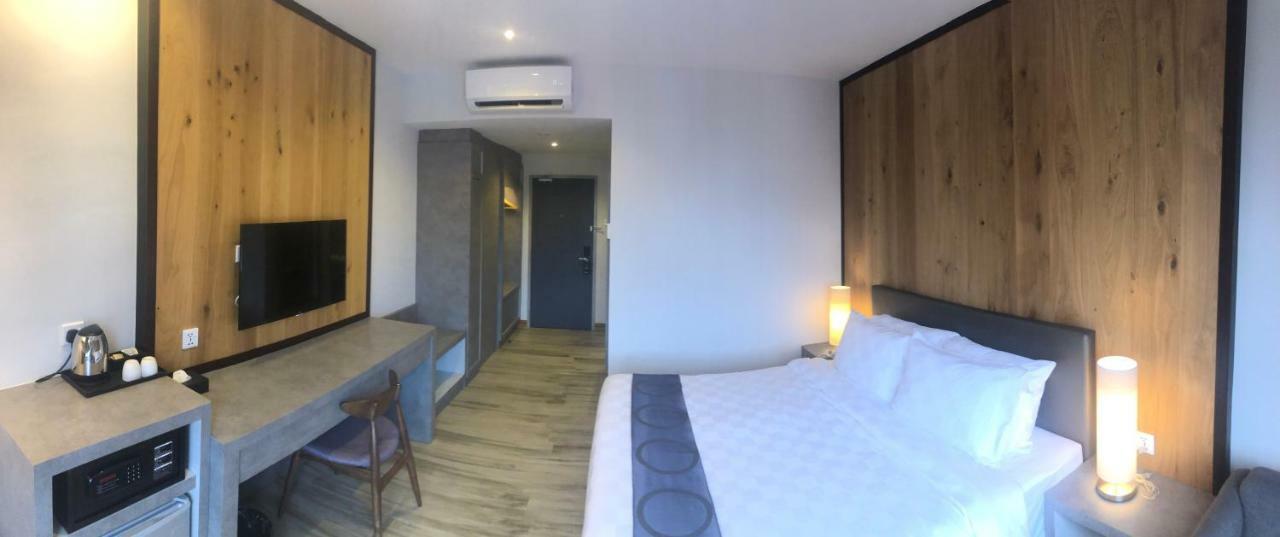 Hotel Frame George Town