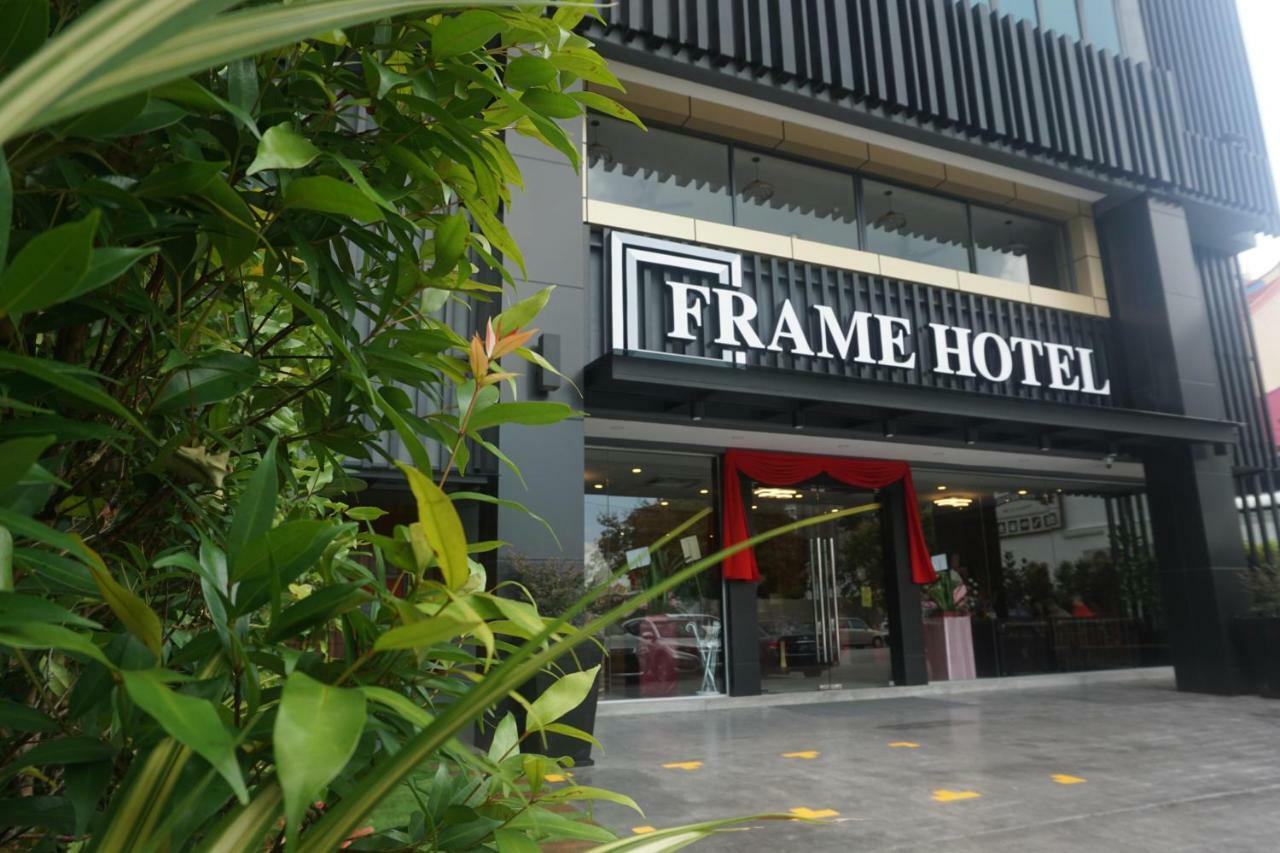 Hotel Frame George Town